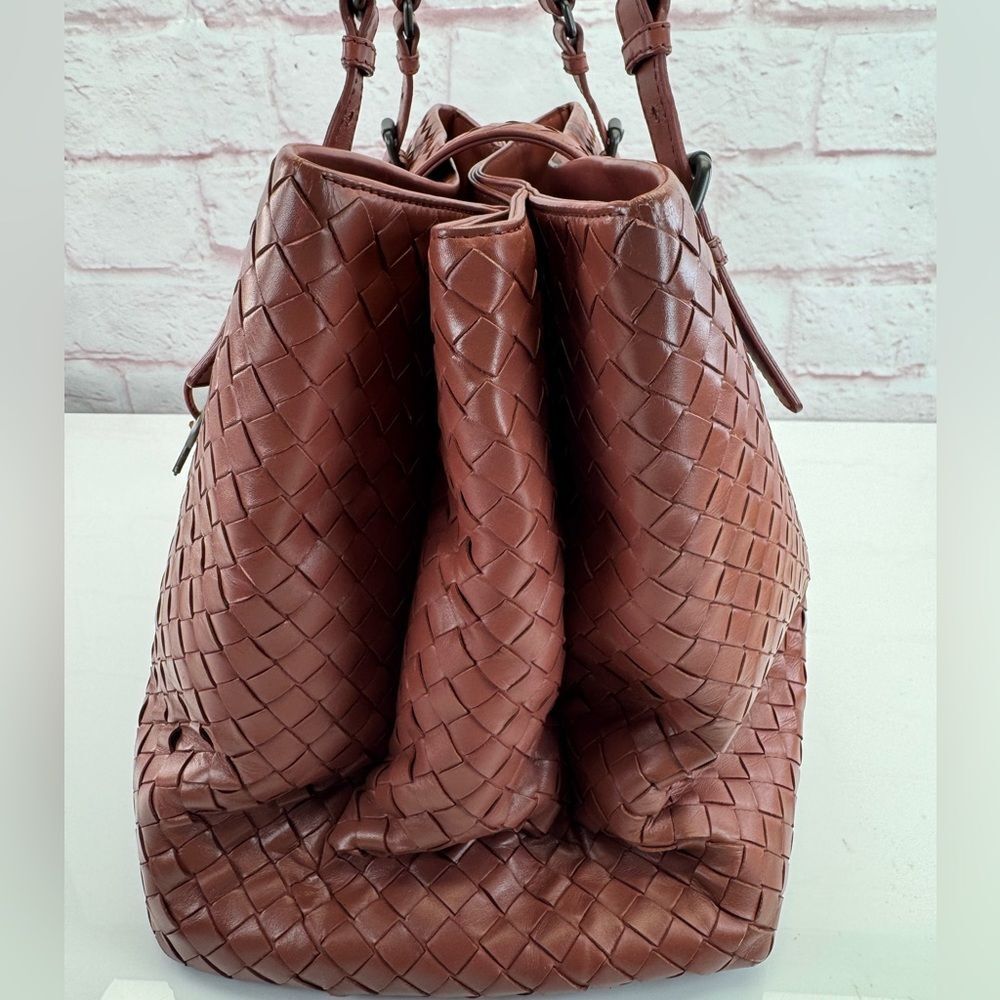 Bottega Veneta Medium Nappa Intrecciato Roma Tote - Picture 4 of 15